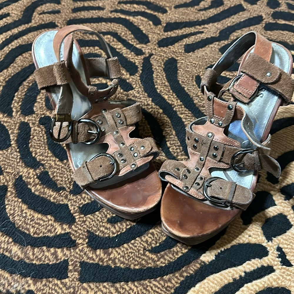 5 for $25 - Guess 6 buckle detail heels